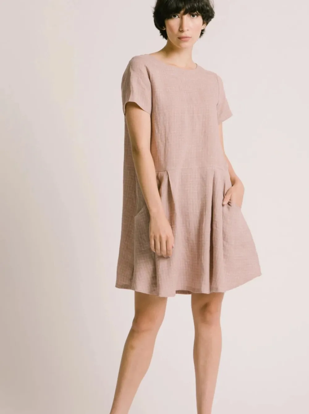 Hot ALLISON WONDERLAND Dress Pages