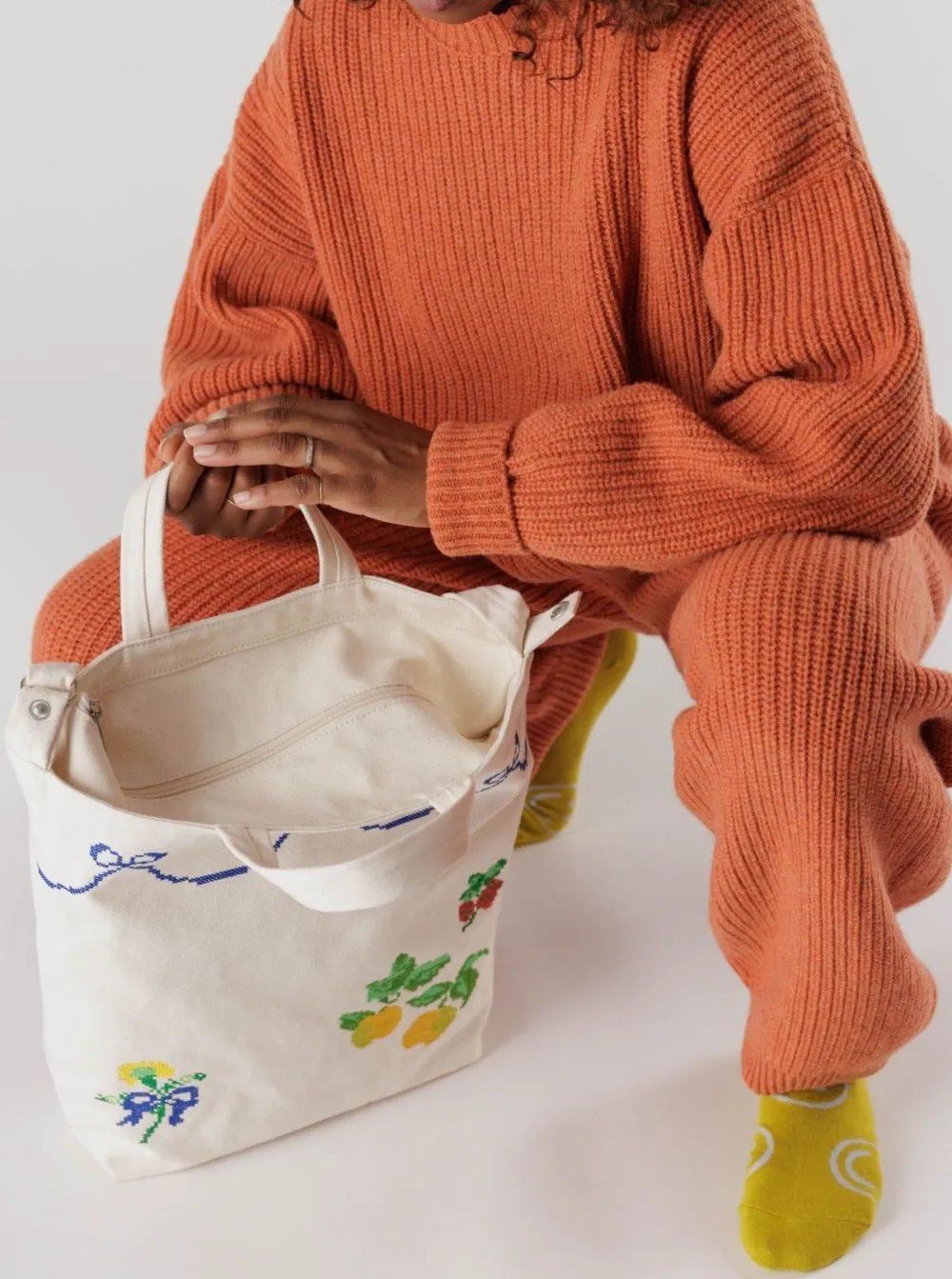Flash Sale BAGGU Duck Zip Bag - Cross Stitch
