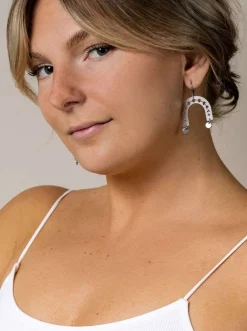 Fashion BLOOM Hoop Earrings - Gold