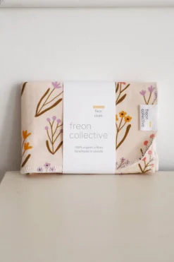 Clearance FREON COLLECTIVE Organic Cotton Facial Glove - Cream Bouquets