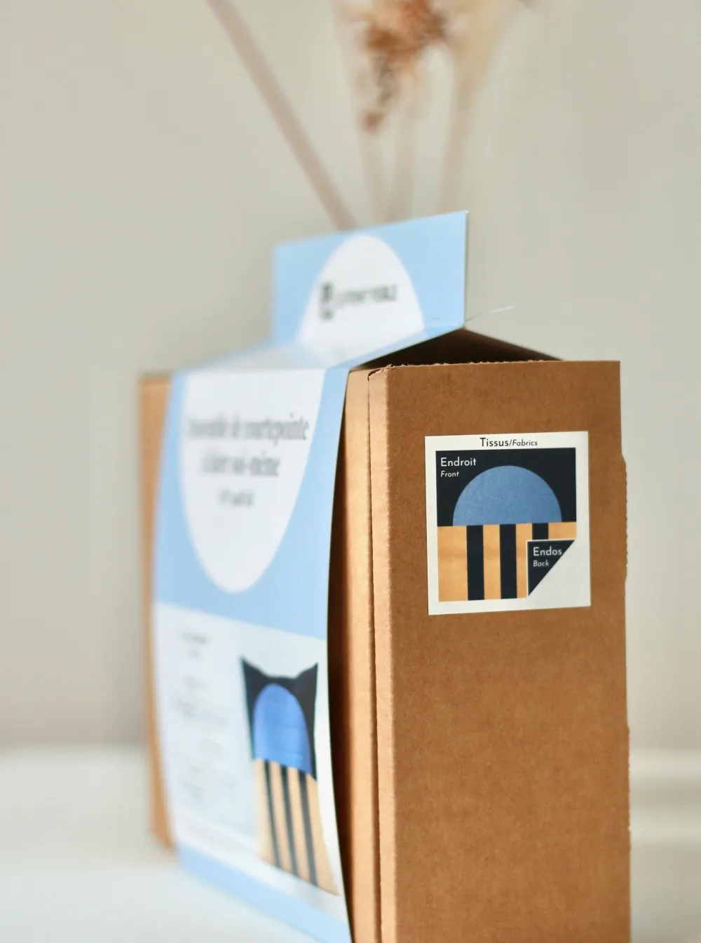Store LE POINT VISIBLE Short Point Cushion Making Kit