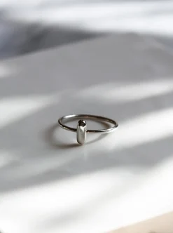 Hot MAKSYM Bar Ring - Silver
