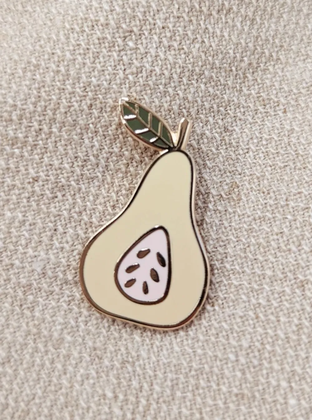 New MIMI & AUGUST Lapel pin - Pear