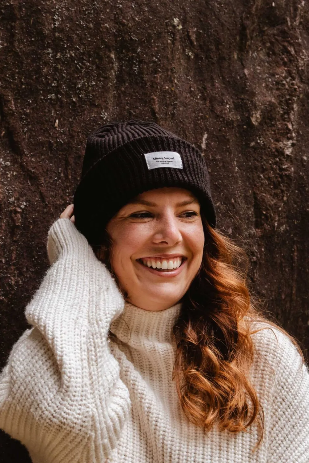 Best Sale MIMI & AUGUST Snuggle Beanie - Black