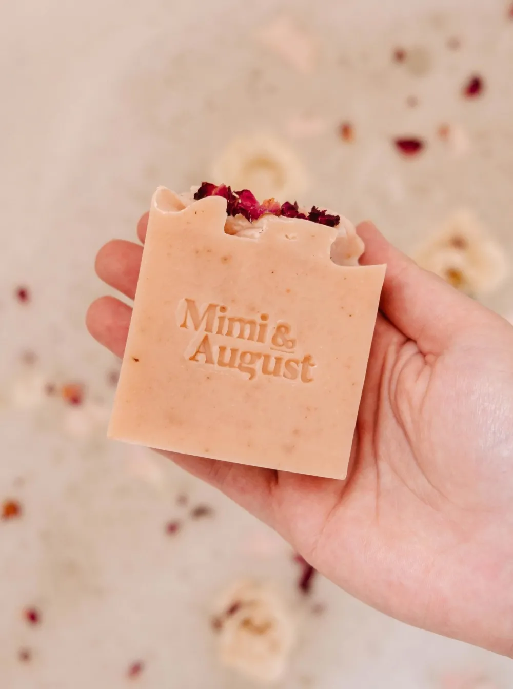 Flash Sale MIMI & AUGUST Sweet Rose Soap