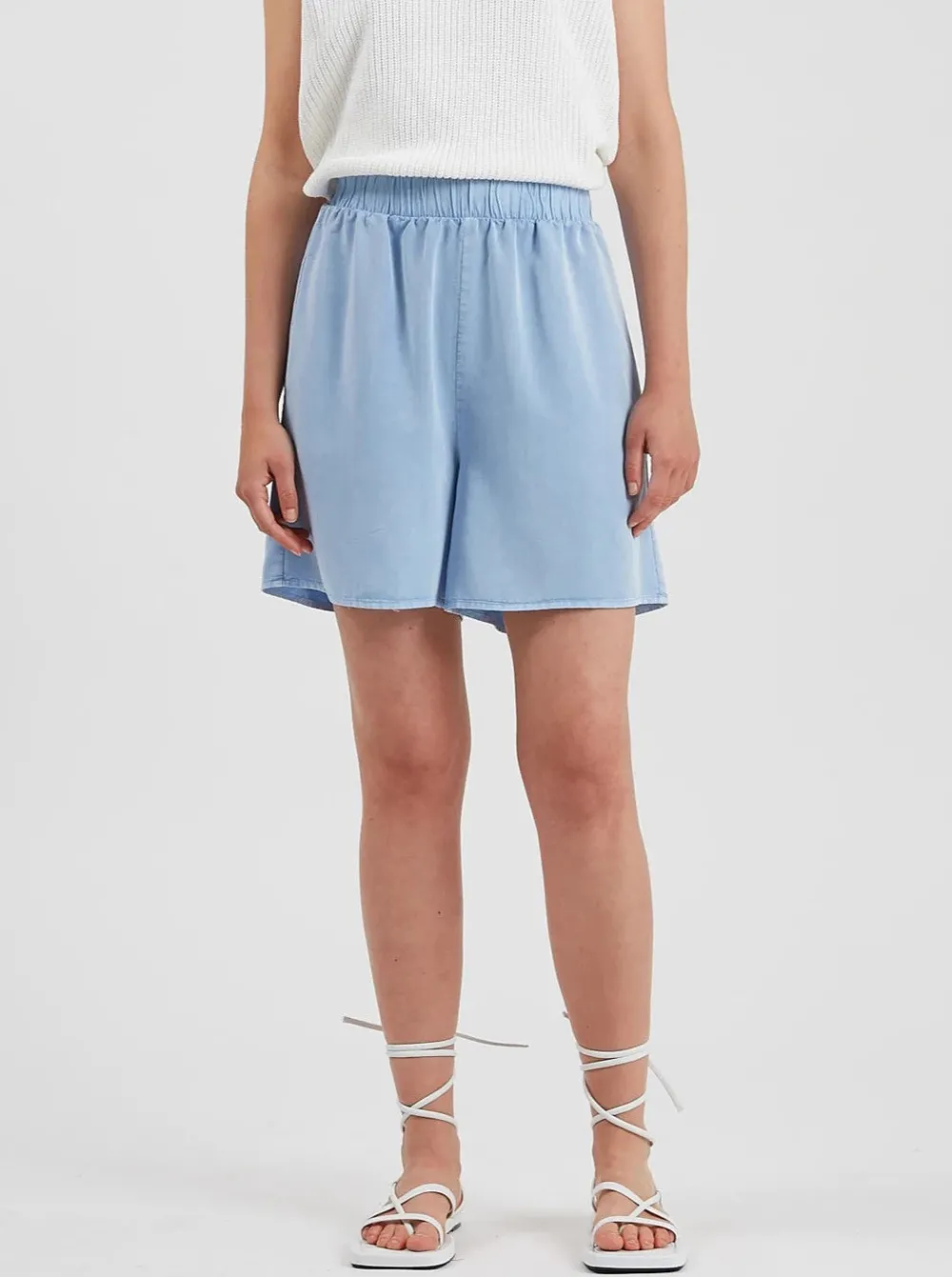 Outlet MINIMUM Short Acazio