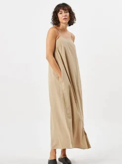 Shop MINIMUM Vikilino dress