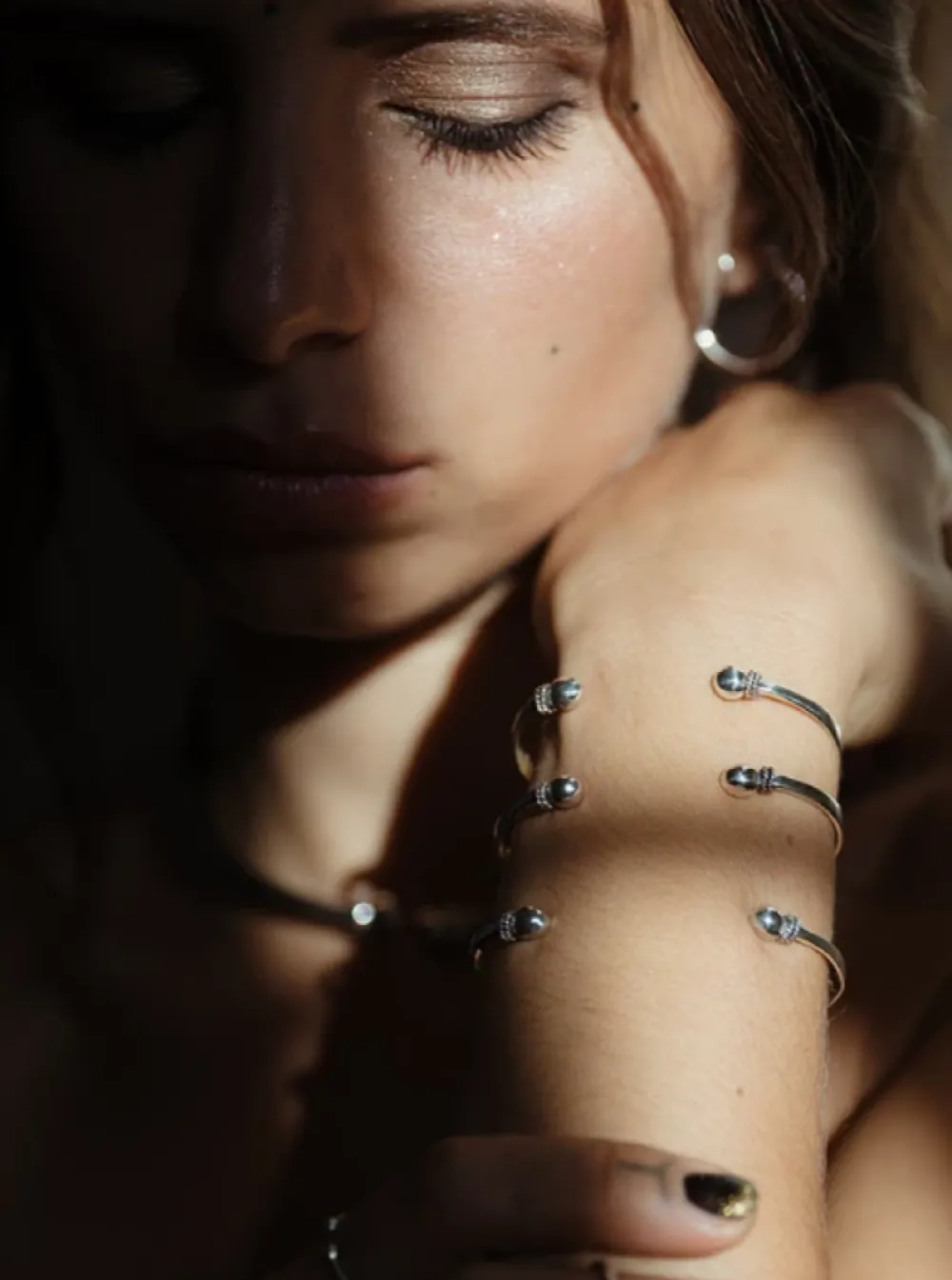 Store NOIR KALA Bracelet Open Dots