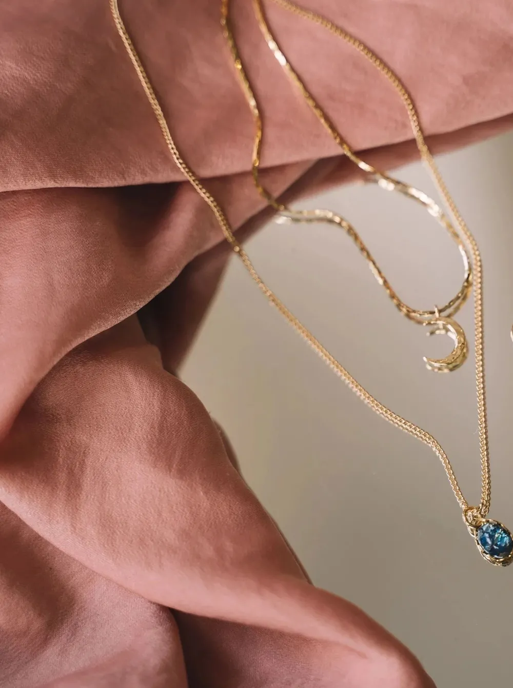 Discount SANDRINE DEVOST Moonshadow Necklace Duo - Harlequin Blue