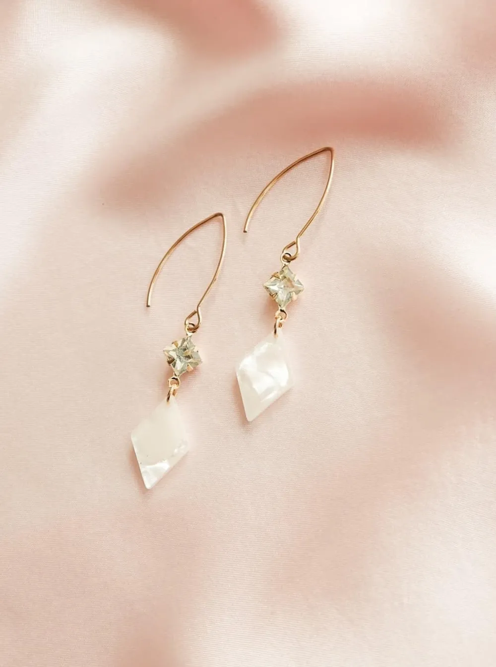 New VINTAGE GLORY Adele Earrings