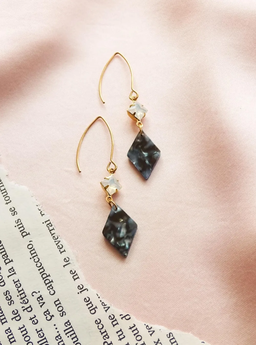 New VINTAGE GLORY Adele Earrings